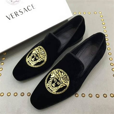 zapatos mocasines versace